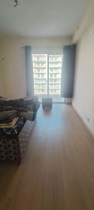 Living Room in 3.5 BHK Apartment at DLF Express Greens, Manesar Sector 1a – for Rent