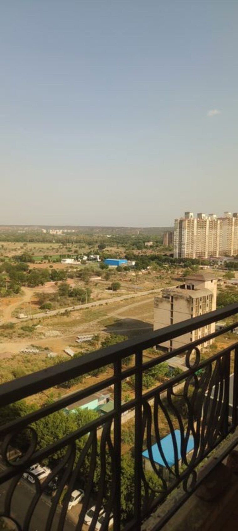 Exterior View, dlf-express-greens 3.5 Bedroom 1950 Sq.Ft. Apartment In Manesar Sector 1a Gurgaon 10384226