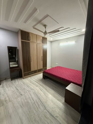 Bedroom in 2 BHK Builder Floor at Sector 52 – for Rent