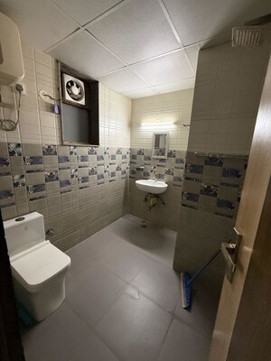 Bathroom in 2 BHK Builder Floor at Sector 52 – for Rent