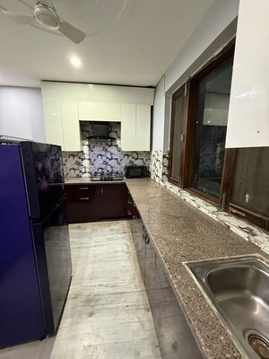Kitchen in 2 BHK Builder Floor at Sector 52 – for Rent