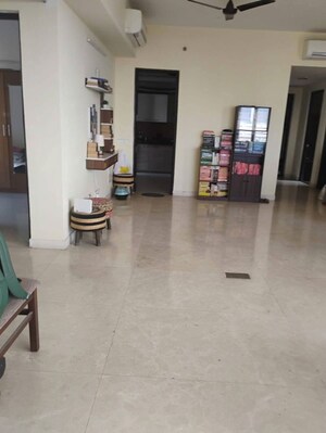 Parking in 4 BHK Apartment at Indiabulls Enigma, Sector 110 – for Sale