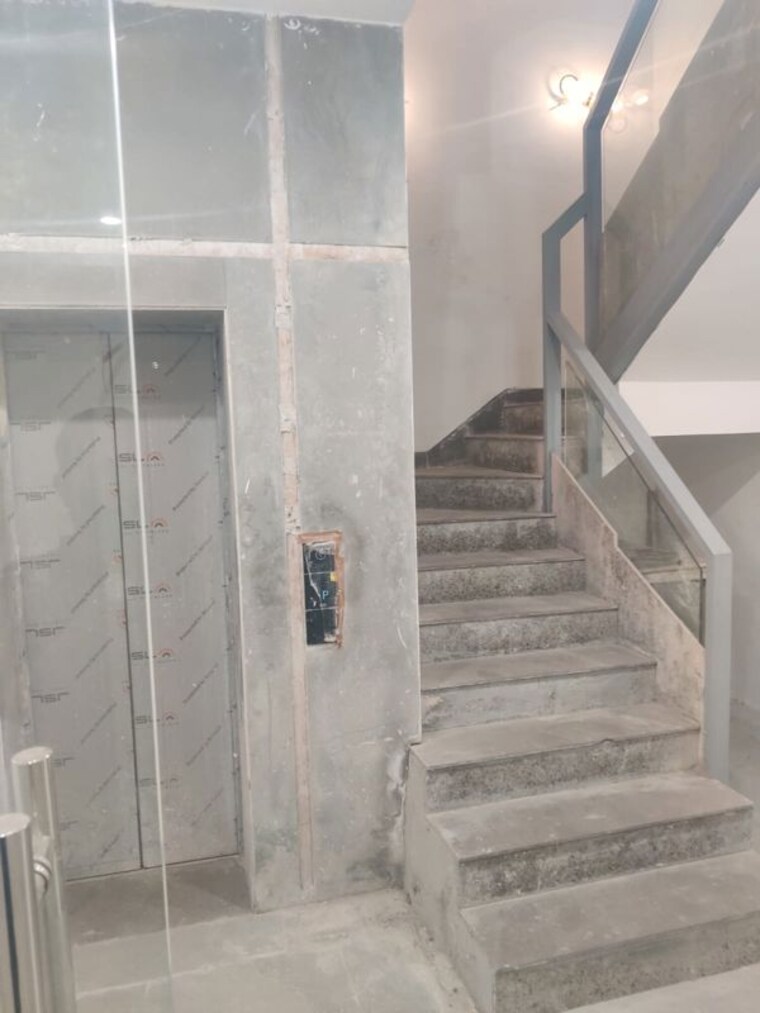 undefined, hauz khas Commercial Office Space 2000 Sq.Ft. In Hauz Khas Delhi 10384252