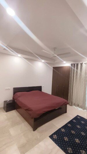 Bedroom in 4 BHK Builder Floor at Green Park Extension – for Rent