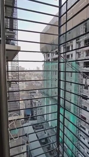 Staircase in 1 BHK Apartment at Alamdar Marine Palace, Marine Lines – for Rent