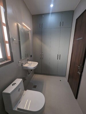 Bathroom in 3 BHK Builder Floor at Sector 57 – for Rent