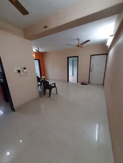 2 BHK Apartment For Sale in Daulat Nagar