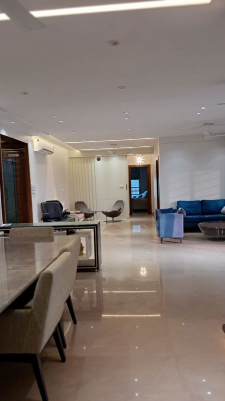 5 BHK + Study Room 2000 Sq.Ft. Apartment in Oberoi Springs