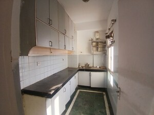 Kitchen in 2 BHK Apartment at DLF Regency Park I, Dlf Phase iv – for Rent