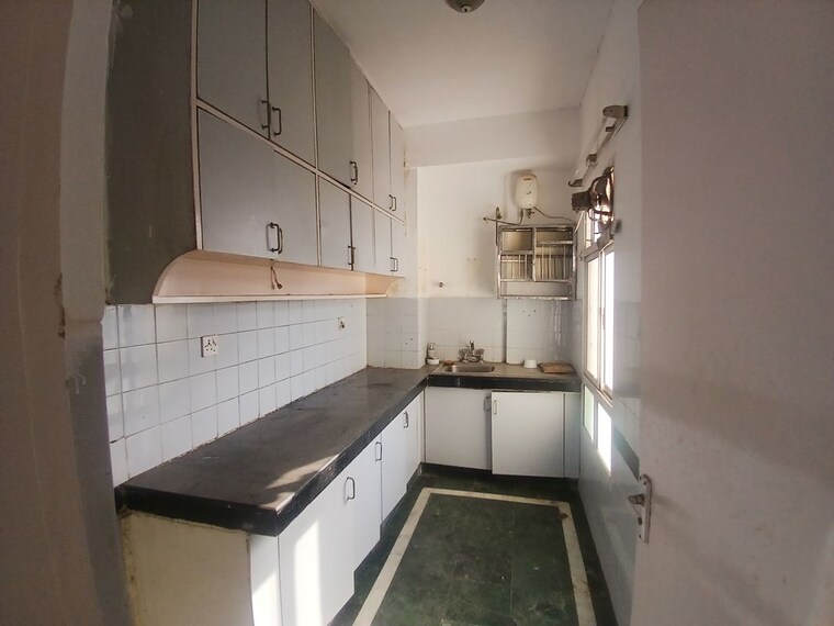 Kitchen, dlf-regency-park-i 2 Bedroom 1107 Sq.Ft. Apartment In Dlf Phase iv Gurgaon 10384404