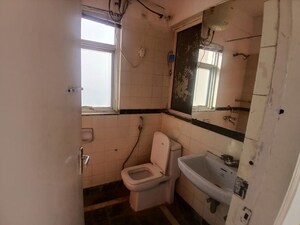 Bathroom in 2 BHK Apartment at DLF Regency Park I, Dlf Phase iv – for Rent