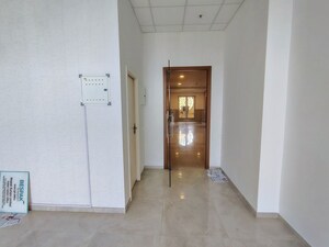 Room in  Office Space at Hiranandani Solus, Thane West – for Sale