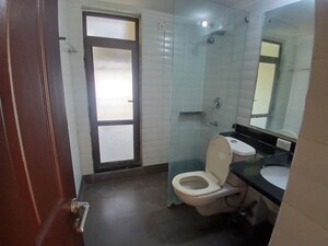 Washroom in 3 BHK Apartment at Unitech Fresco, Sector 50 – for Rent