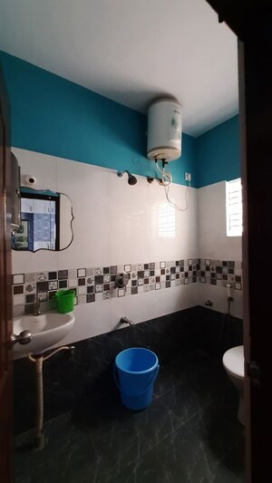 Team Area in 3 BHK Builder Floor at Nri Layout – for Rent