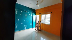 Room in 3 BHK Builder Floor at Nri Layout – for Rent