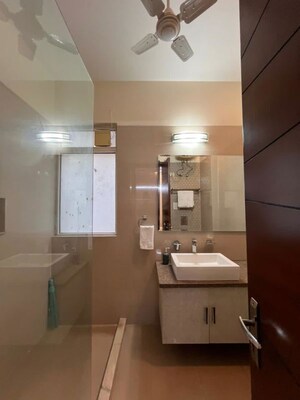 Bathroom in 3 BHK Builder Floor at Sector 26 – for Rent