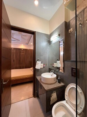 Attached Bathroom in 3 BHK Builder Floor at Sector 26 – for Rent