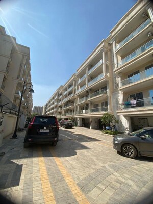 Parking in 3 BHK Builder Floor at Signature Global City 92, Sector 92 – for Sale