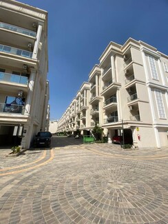3 BHK + Basement Builder Floor For Sale in Signature Global City 92