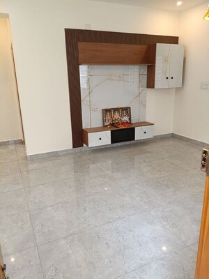 Room in 3 BHK Builder Floor at Nri Layout – for Rent