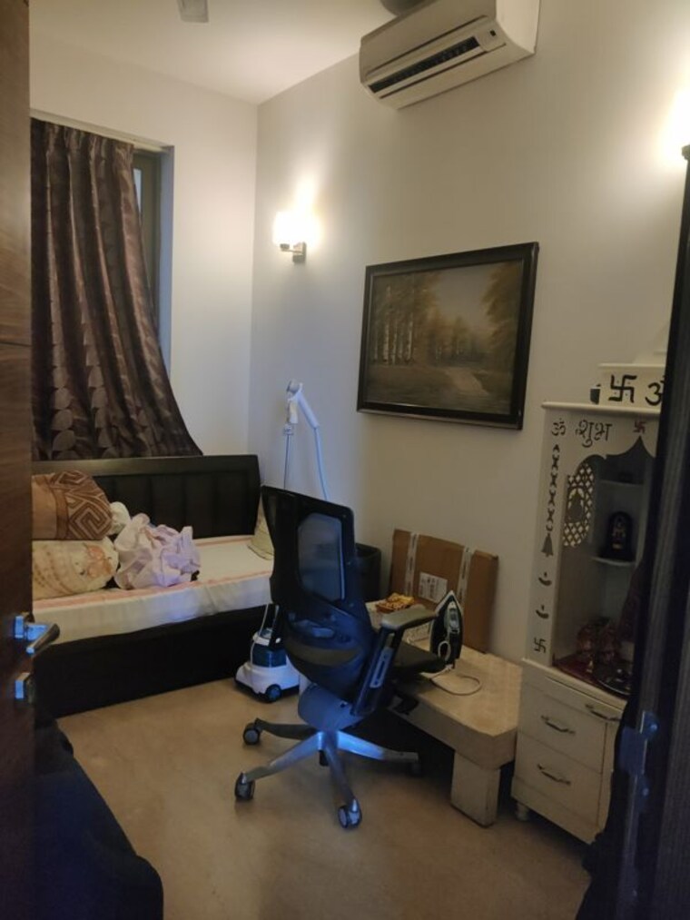 Room, m3m-golf-estate-fairway-east 3.5 Bedroom 3510 Sq.Ft. Apartment In Sector 65 Gurgaon 10384503
