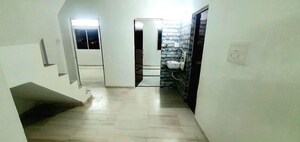 Room in 2 BHK Apartment at Ellisbridge – for Rent