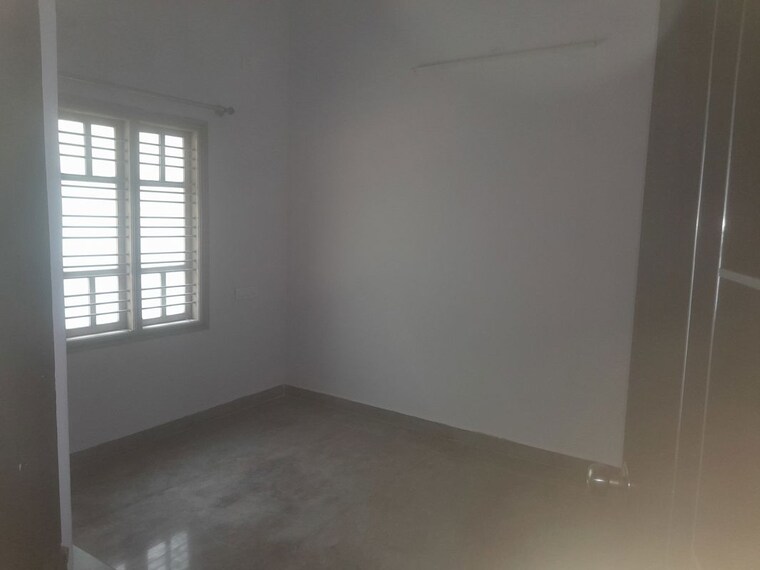 Room, nri layout 3 Bedroom 1500 Sq.Ft. Builder Floor In Nri Layout Bangalore 10384525