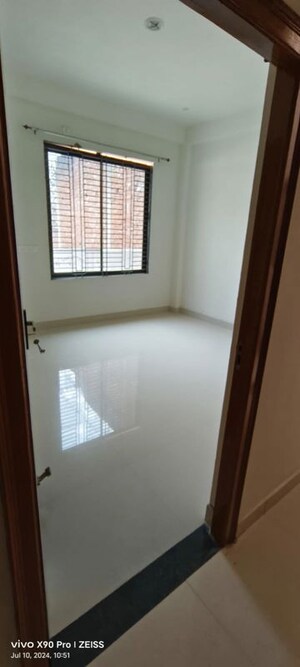 Room in 2 BHK Villa at Lohta – for Rent
