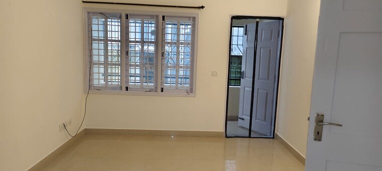 Room, cambridge layout 2 Bedroom 1100 Sq.Ft. Builder Floor In Cambridge Layout Bangalore 10384587