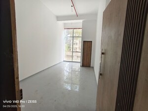3 BHK Apartment For Sale in Dahisar East