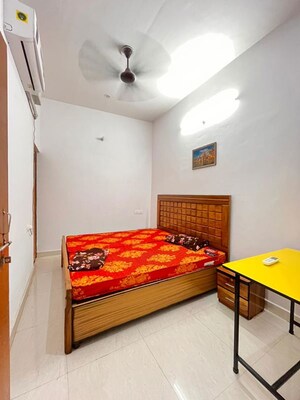 Bedroom in 1.5 BHK Penthouse at Durgakund – for Rent