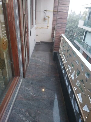 Balcony in 3 BHK Builder Floor at Gujranwala Town – for Rent