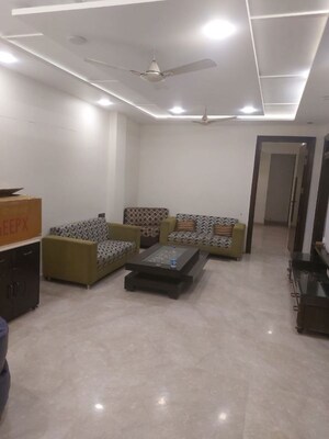 Living Room in 3 BHK Builder Floor at Gujranwala Town – for Rent