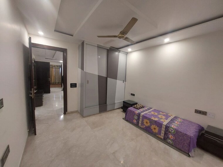 Living Room, gujranwala town 3 Bedroom 170 Sq.Yd. Builder Floor In Gujranwala Town Delhi 10384595
