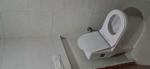 Bathroom in 1 RK Builder Floor at Sector 40 – for Rent