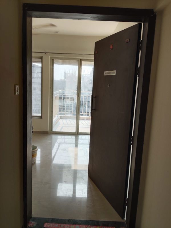 2 BHK + Pooja Room,Servant Room,Extra Room Apartment For Rent in Mantra Insignia