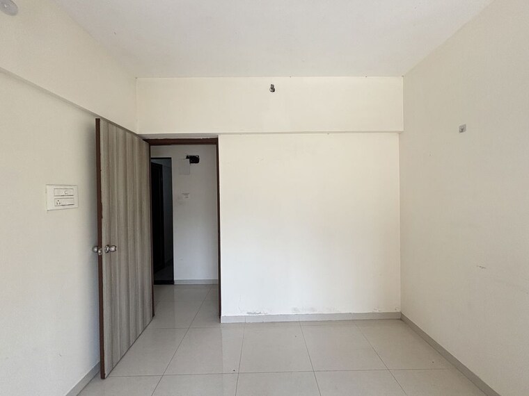 Room, vihang-valley-phase-3 2 Bedroom 650 Sq.Ft. Apartment In Kasarvadavali Thane 10384637