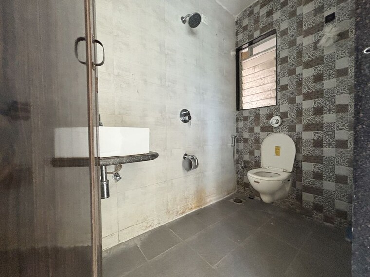 Bathroom, vihang-valley-phase-3 2 Bedroom 650 Sq.Ft. Apartment In Kasarvadavali Thane 10384637