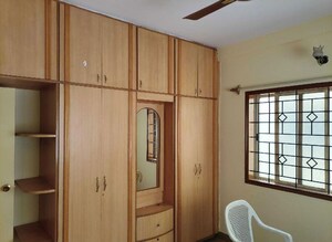 Room in 3 BHK Apartment at Kristal Campus II, Sarjapur Road – for Rent