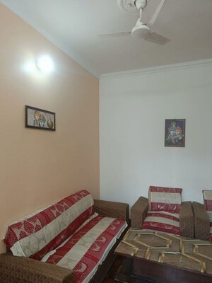 Bedroom in 2 BHK Independent House at Dhakoli – for Rent