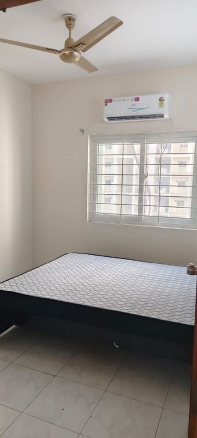 Room, mantri-celestia 2.5 Bedroom 1200 Sq.Ft. Apartment In Gachibowli Hyderabad 10384656