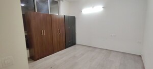 Room in 3 BHK Apartment at Hiranandani Estate Rodas Enclave, Ghodbunder Road – for Sale