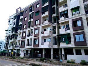  Apartment For Sale in Vemali