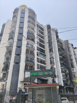  Apartment For Sale in Shaheed Nagar
