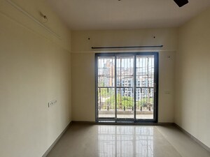 Room in 2 BHK Apartment at Vihang Valley Phase 2, Kasarvadavali – for Sale
