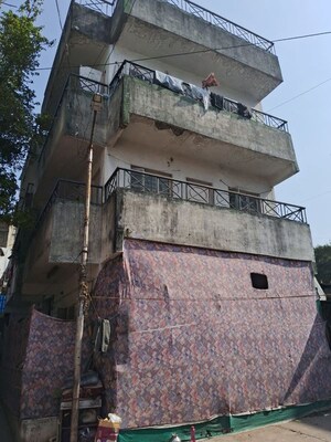  Shop – Exterior View View at Mangalwar Peth - for Sale