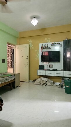 1 BHK + Extra Room Apartment For Rent in Jivraj Park