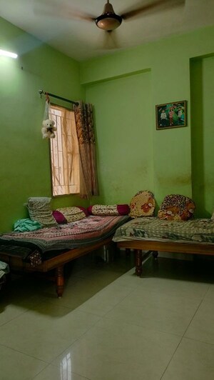 Bedroom in 1 BHK Apartment at Jivraj Park – for Rent