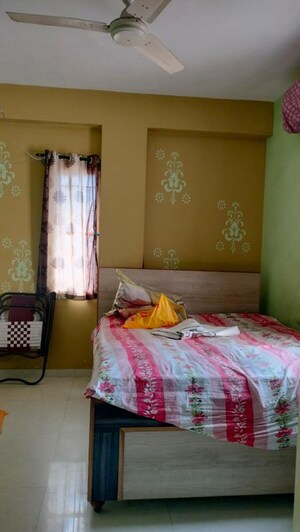 Bedroom in 1 BHK Apartment at Jivraj Park – for Rent