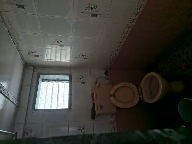 Bathroom, omkar-chs-kurla-east Studio 250 Sq.Ft. Apartment In Kurla East Mumbai 10384782